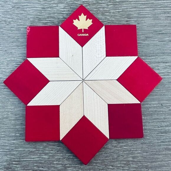 Canada Maple Leaf Red Wooden Potholder Decor - Picture 1 of 2